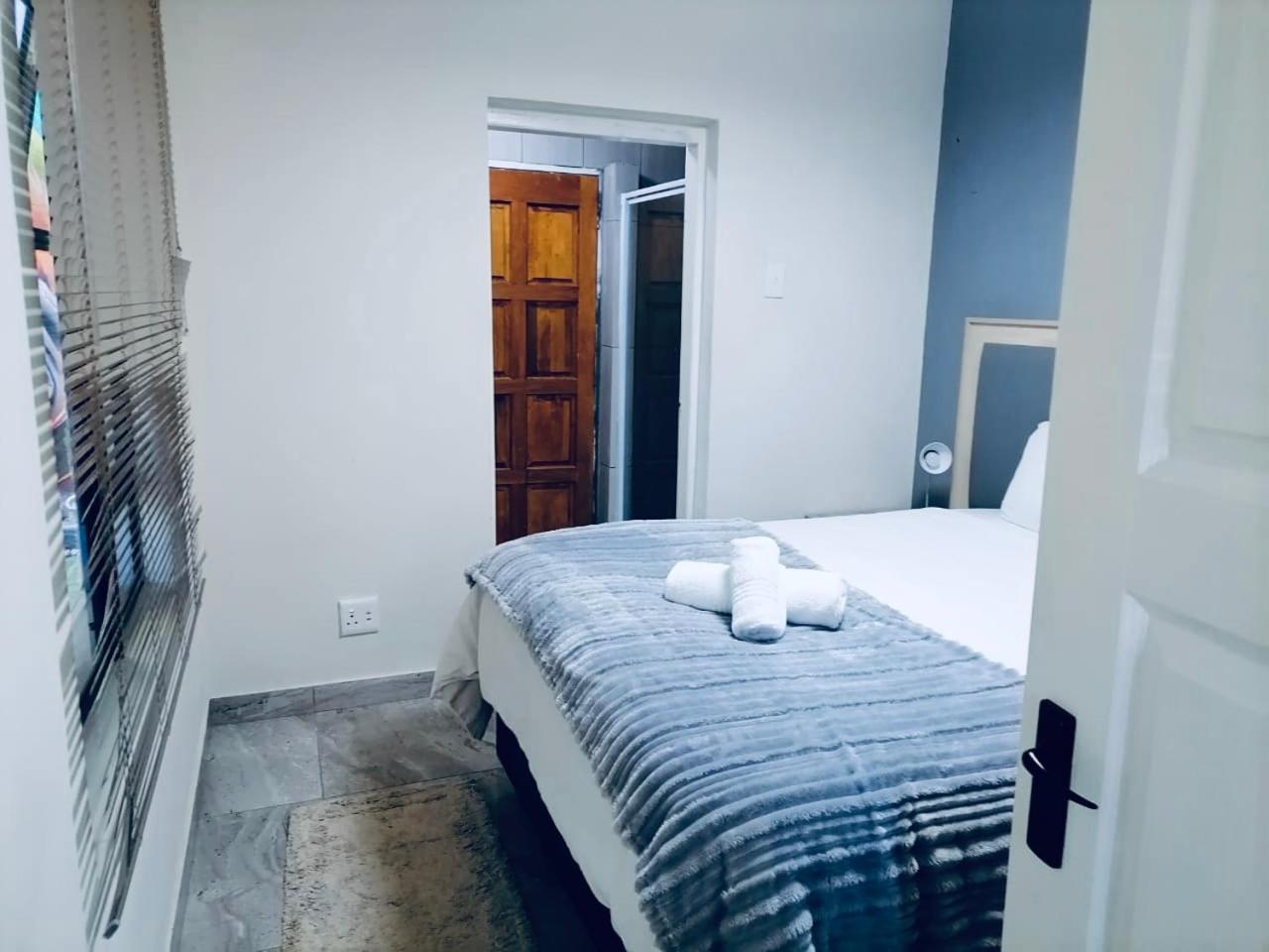 Evans Village - Apartments & Spa 요하네스버그 외부 사진